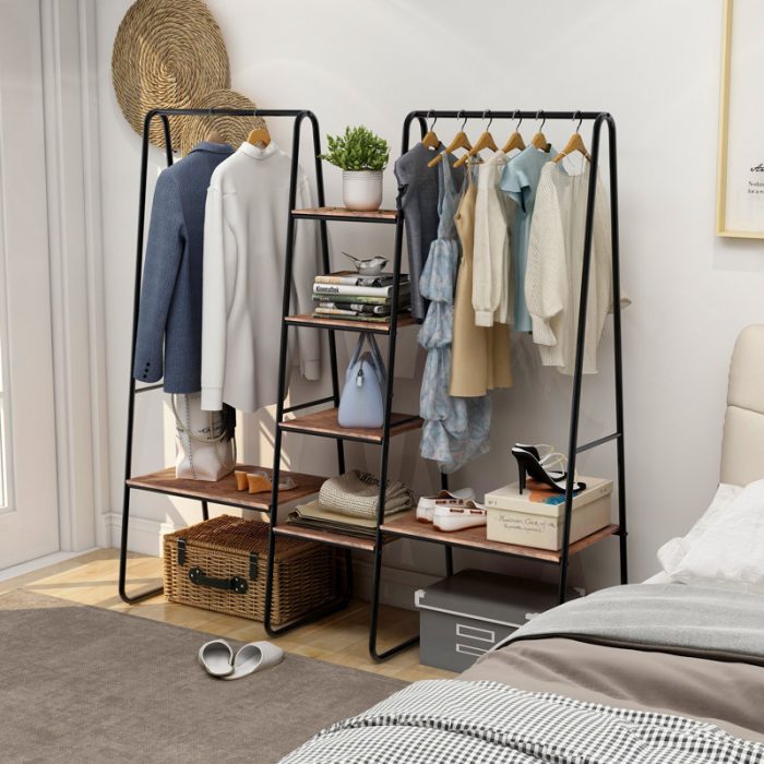 Portant à vêtements en métal